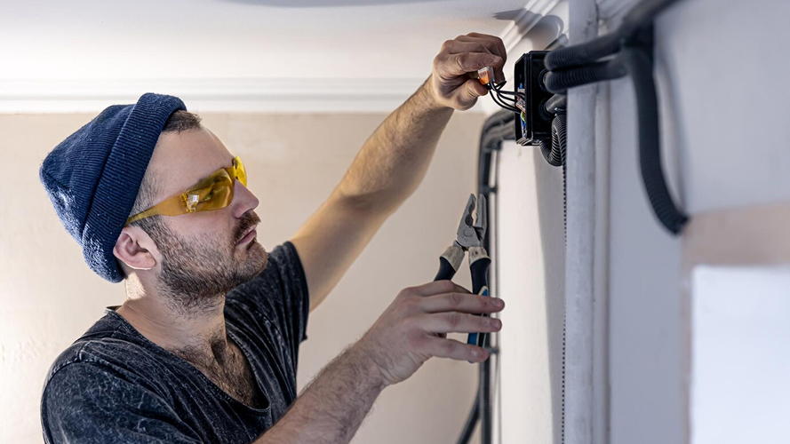 wall-mounted-charger-at-home